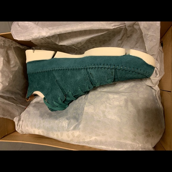 CLARKS ORIGINALS TRIGENIC FLEX BOOTS - Picture 3 of 8